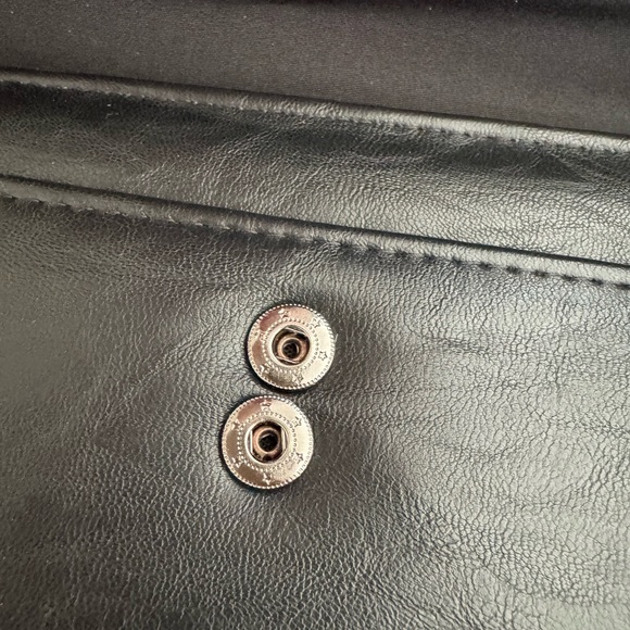 Mundi Wallet - Picture 4 of 5